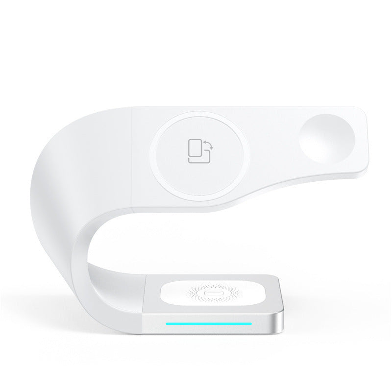 VoltPad – High-Efficiency Wireless Charger (Fast Charge 15W)
