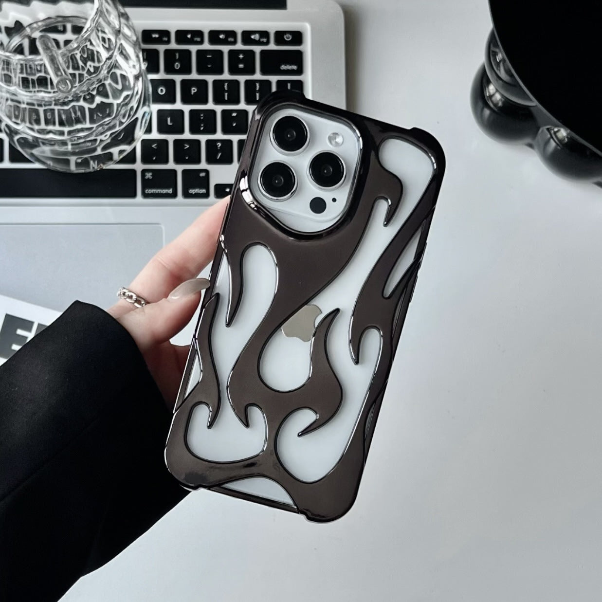 FlameShell – Electroplated TPU phone case with flame pattern