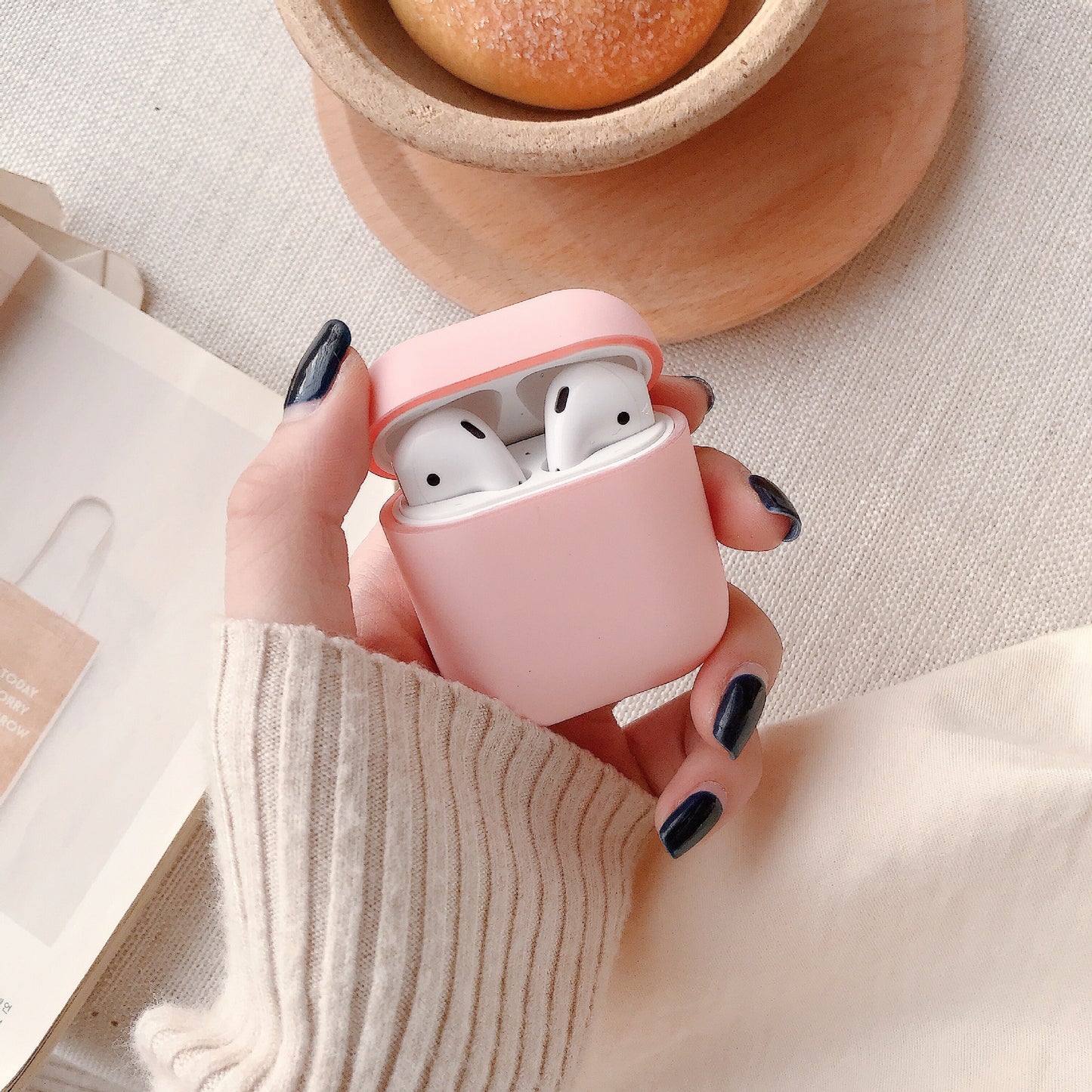 PodGuard – Compact Bluetooth Earbuds Case