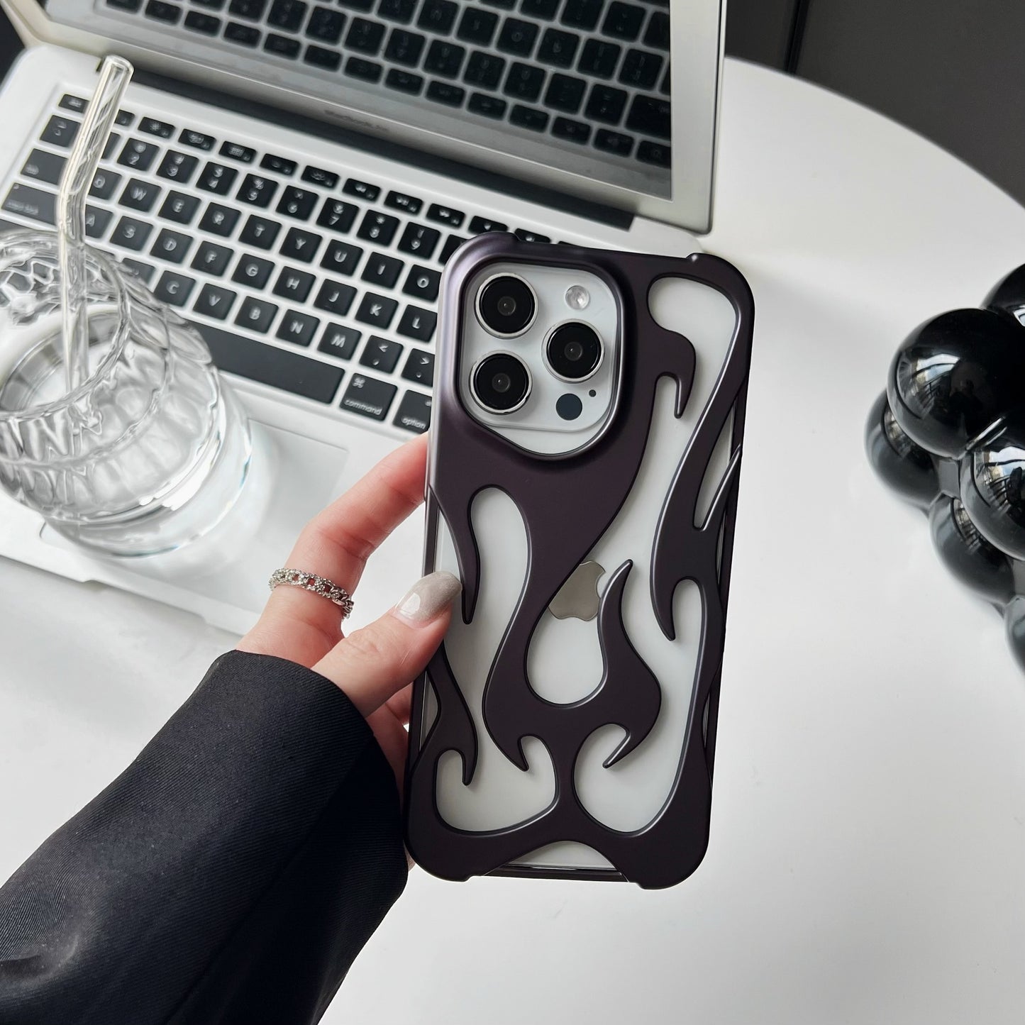 FlameShell – Electroplated TPU phone case with flame pattern