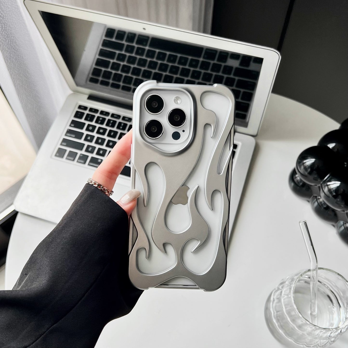 FlameShell – Electroplated TPU phone case with flame pattern