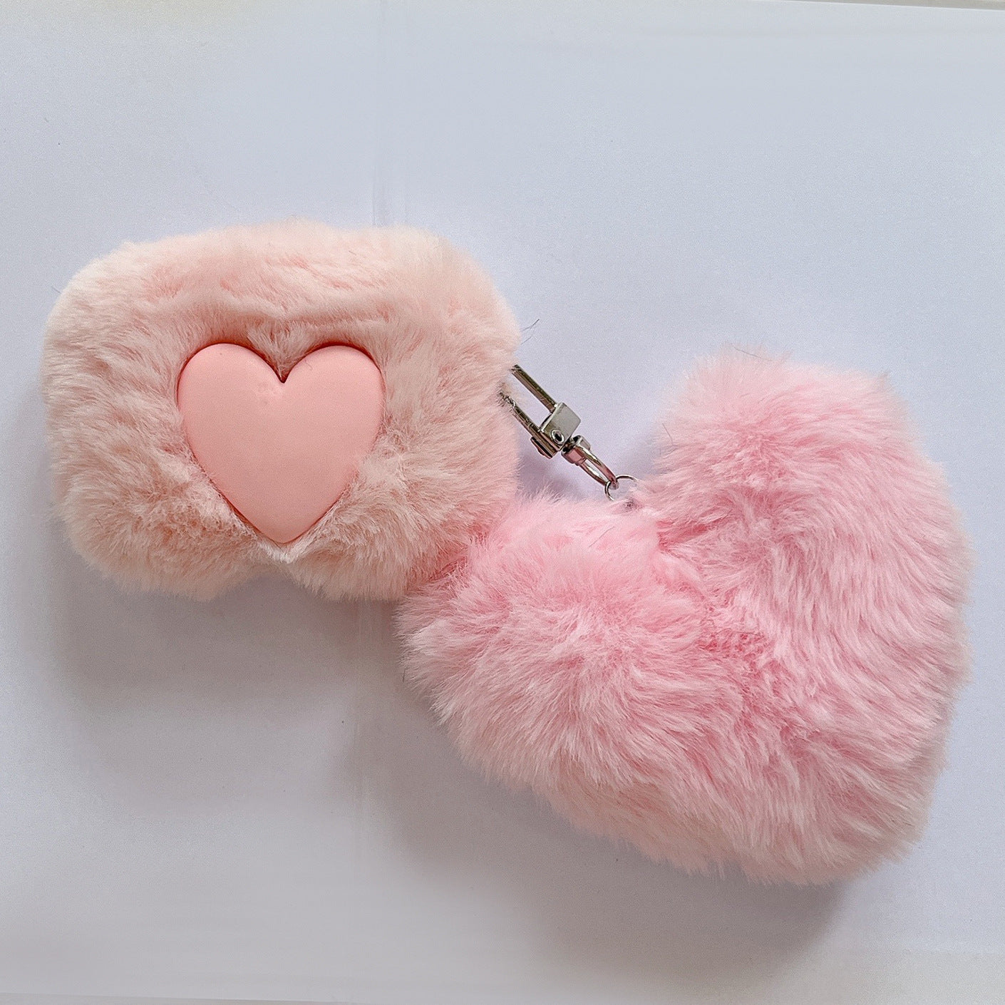 HeartFluff – Soft Plush Heart AirPods Case with Pendant