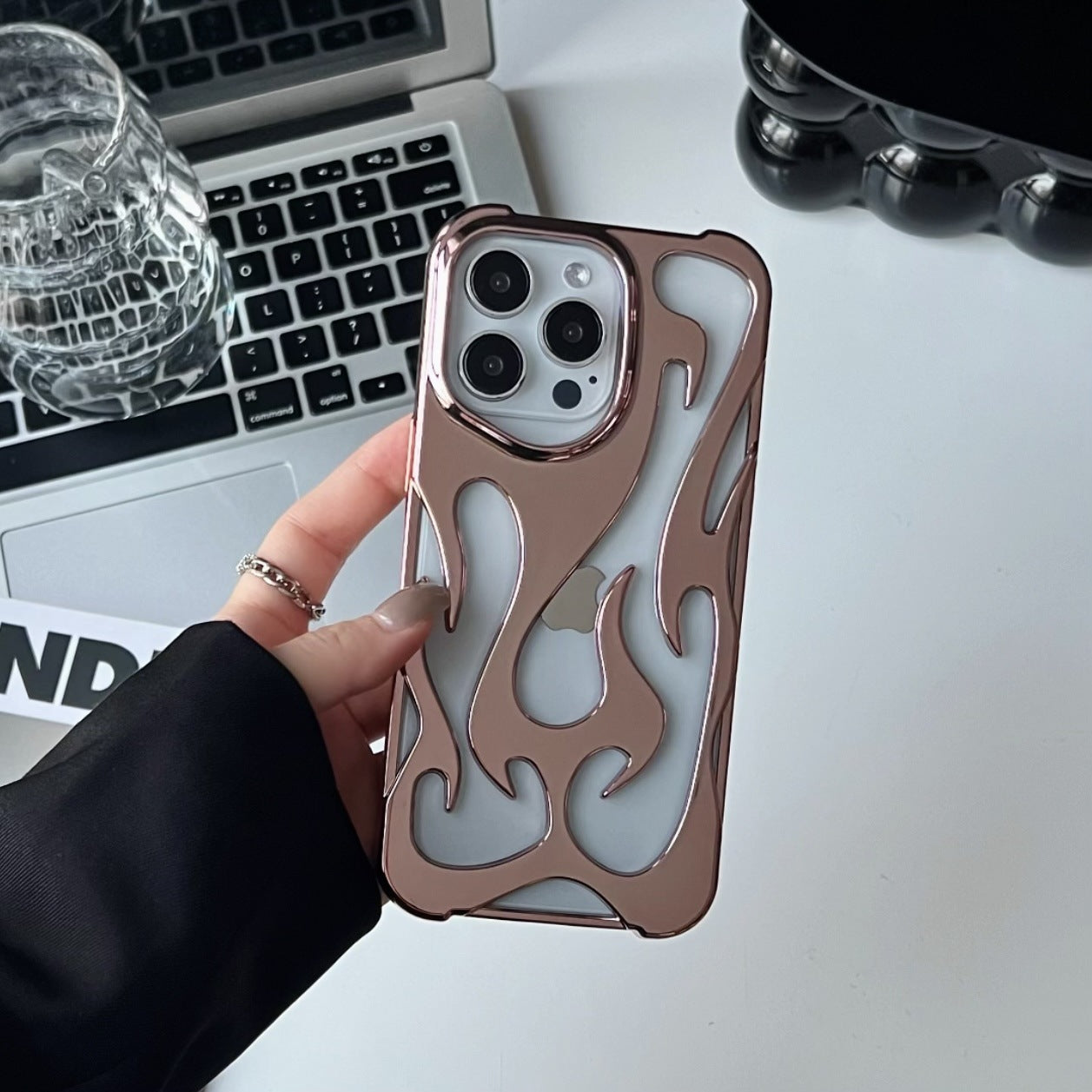 FlameShell – Electroplated TPU phone case with flame pattern